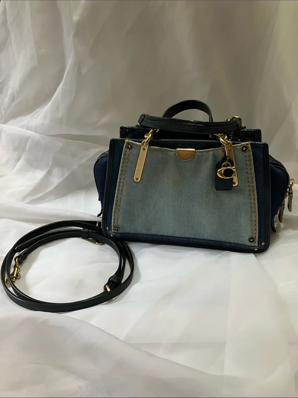 Dreamer 21 in Colorblock Denim